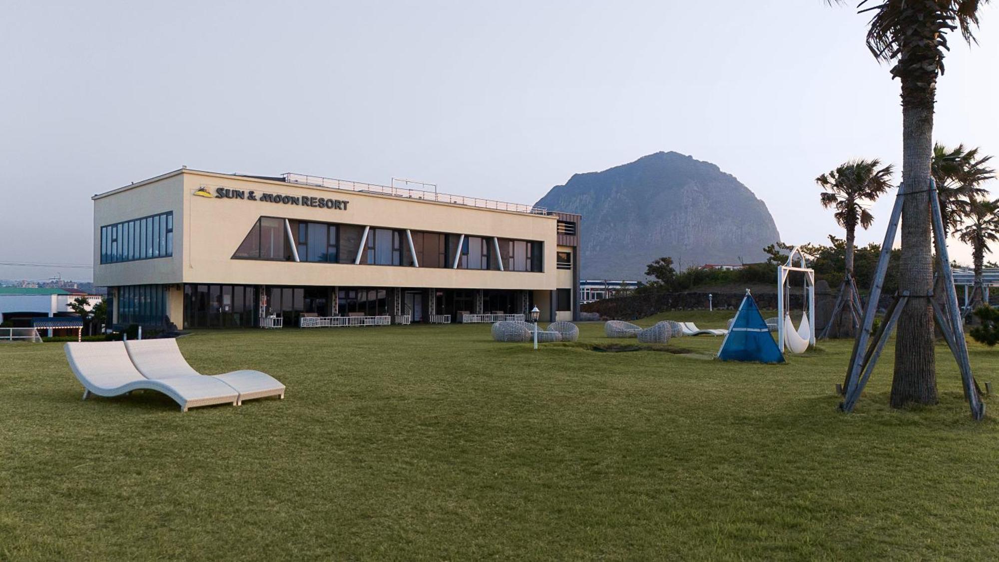 Sun And Moon Resort Seogwipo Eksteriør bilde